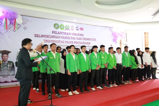 Pelantikan Pengurus Organisasi Mahasiswa Fakultas Ilmu Komputer Universitas Pasir Pengaraian Periode 2025/2026